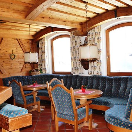 Hotel Landle Гальтюр Екстер'єр фото