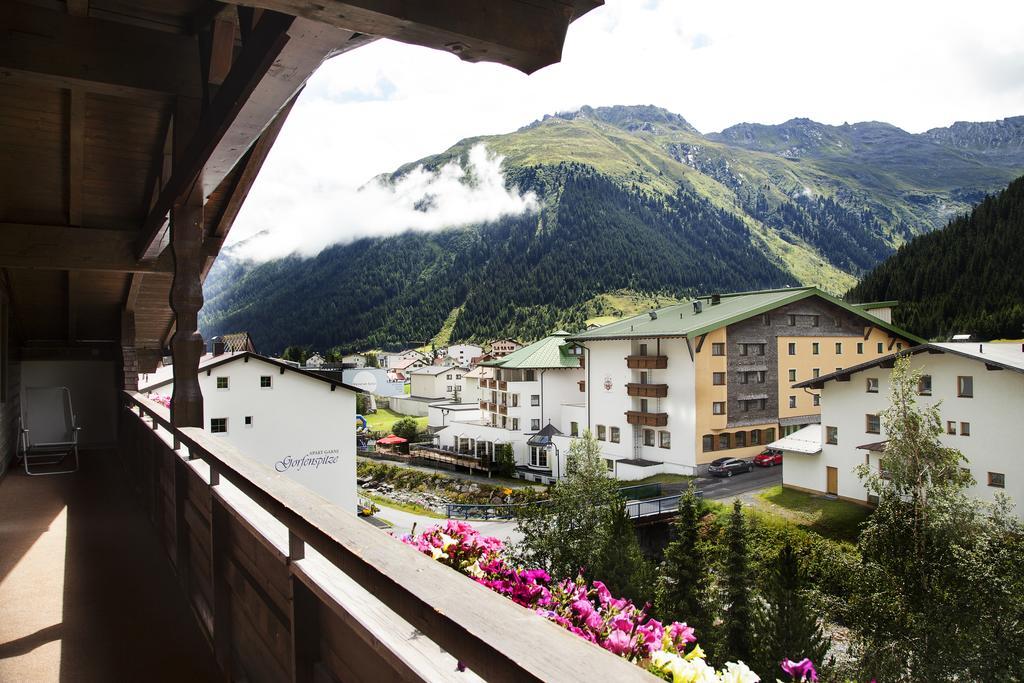 Hotel Landle Гальтюр Екстер'єр фото